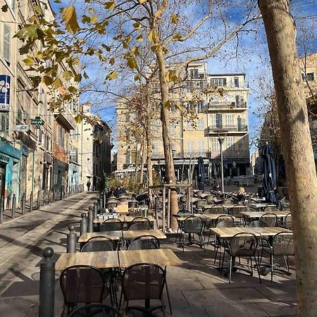 T2 De Charme Au Coeur Du Panier Marselha Exterior foto